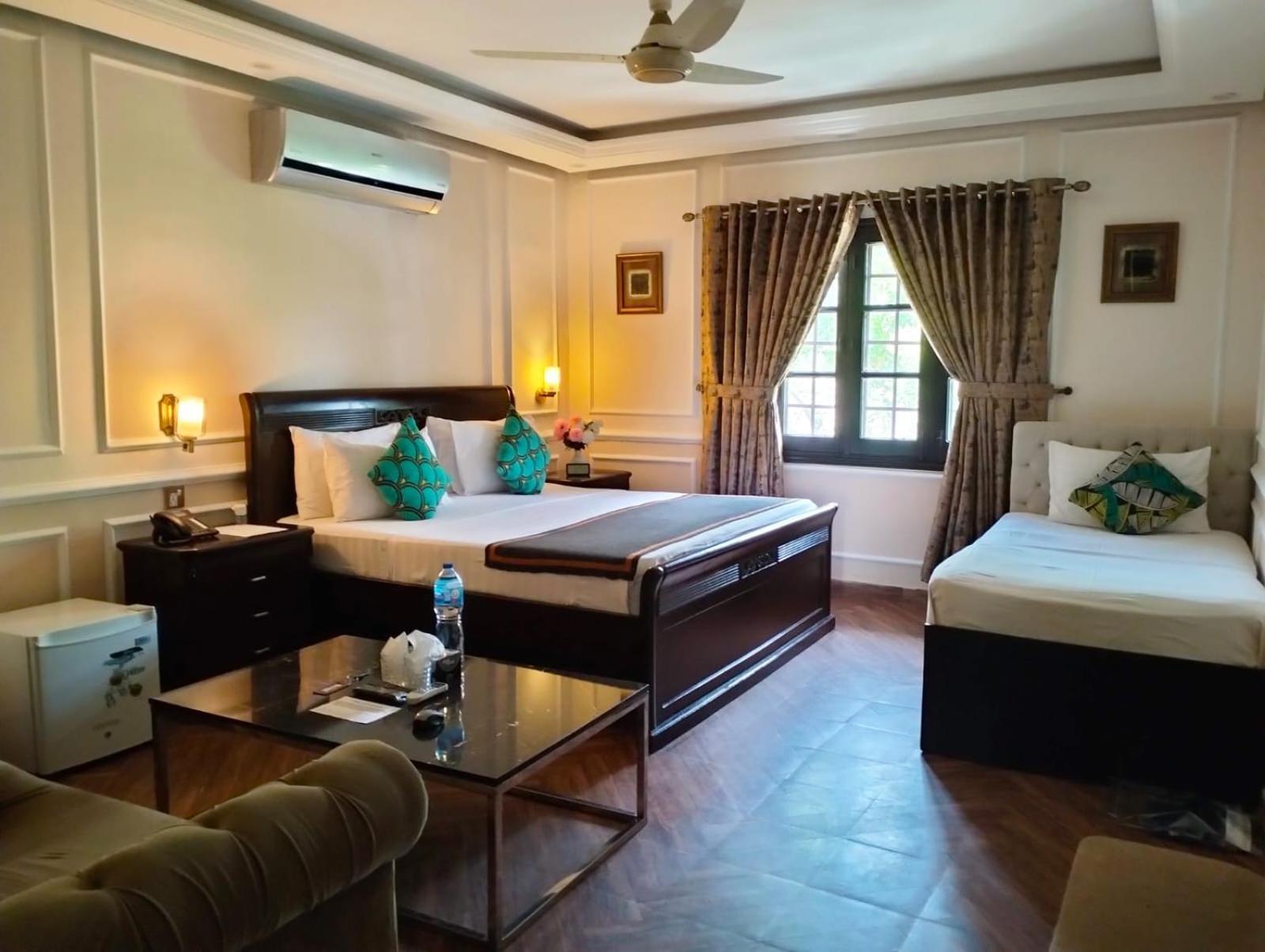 Riviera Courtyard Guest House Islamabad Exterior foto