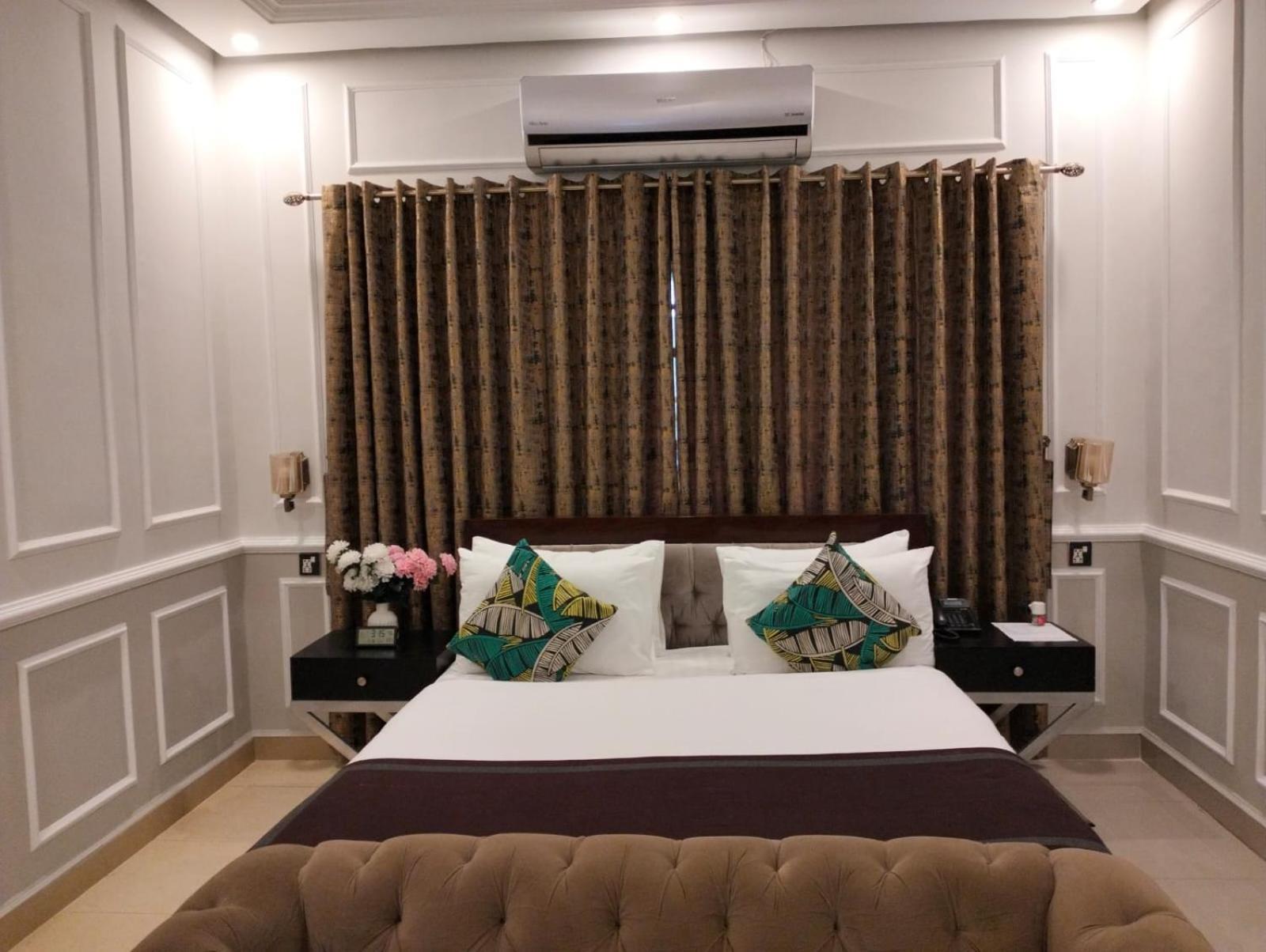Riviera Courtyard Guest House Islamabad Exterior foto