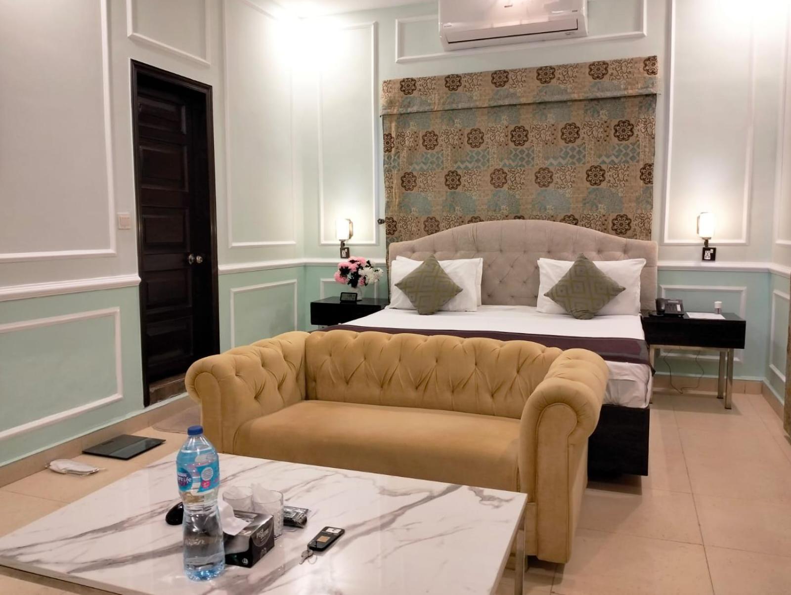 Riviera Courtyard Guest House Islamabad Exterior foto